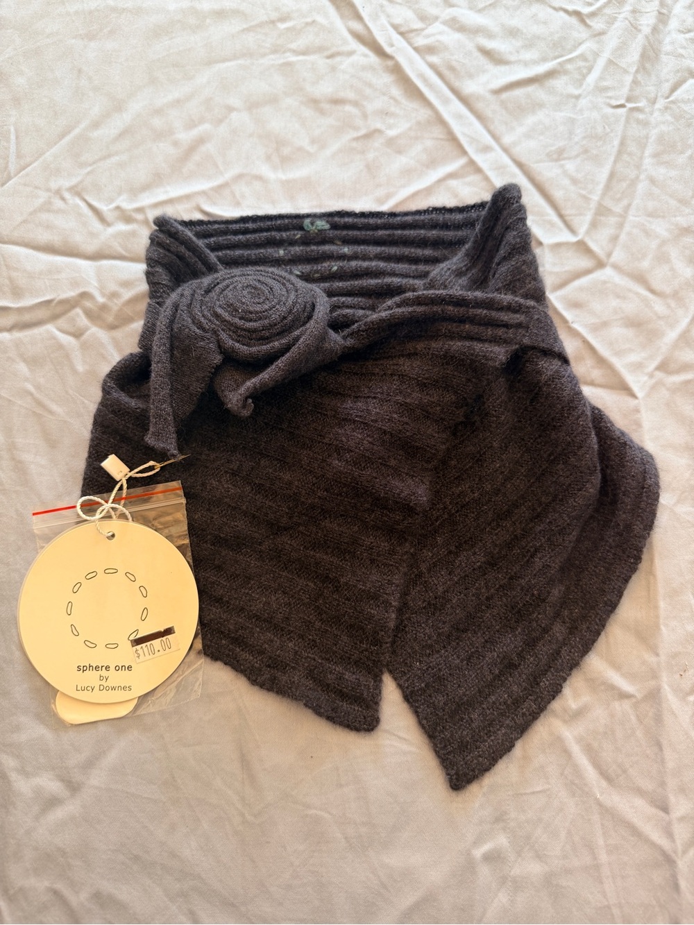 NWT Lucy Downes Sphere One Charcoal cashmere Lil Cosey Rosey wrap scarf rose